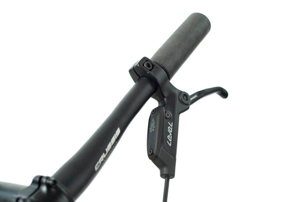 Crussis ONE Cobra Sport