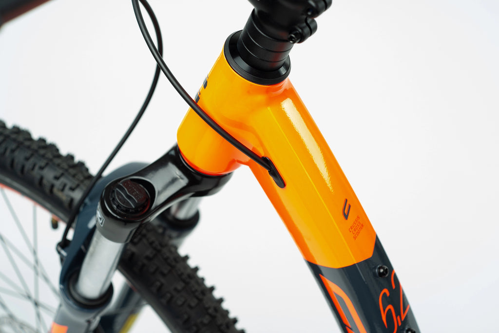 Crussis Cross 6